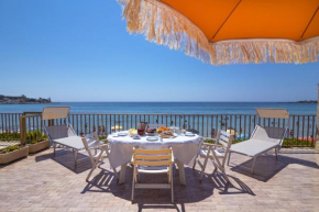 Villa Seahorse, Fontane Bianche, Siracusa, BEACHFRONT, great wifi, beautiful garden Fontane Bianche